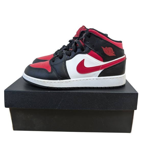 jordan 1 mid 6y